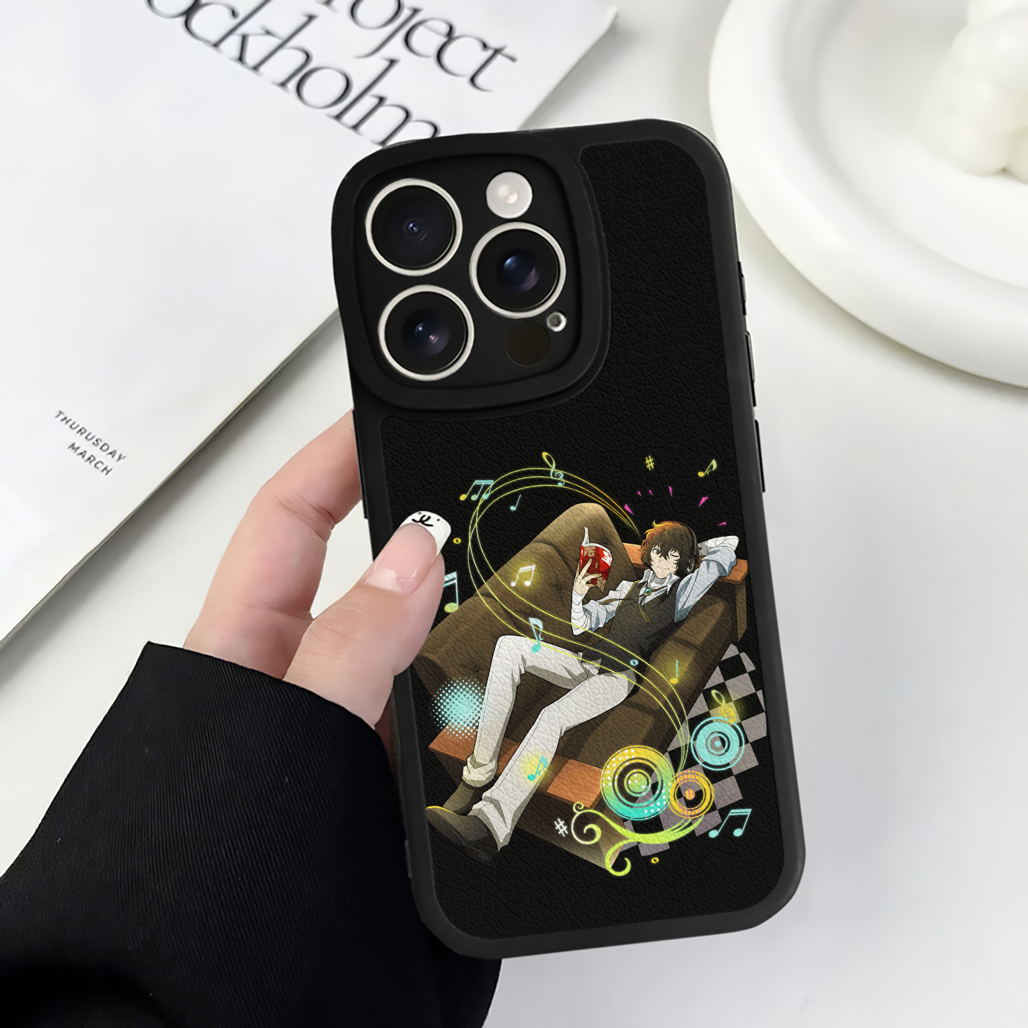 （画像用） 文豪ストレイドッグス Bungo Stray Dogs 【iPhone 16シリーズ対応】シリコンスマホケース（レザー調） 材質：シリコン
